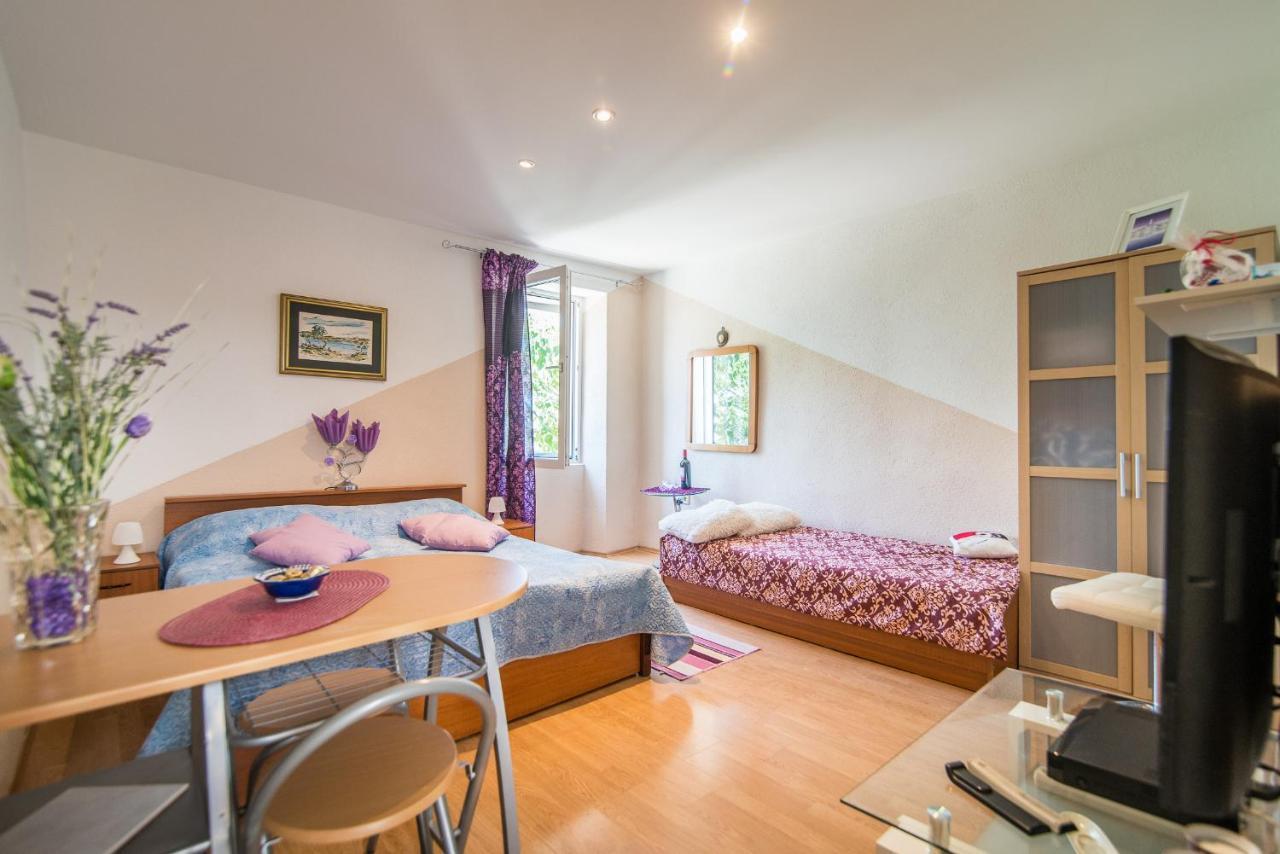 Studio Marley Rovinj Exteriör bild